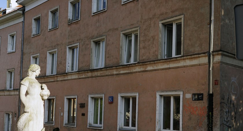 Statek obcych na Mariensztacie
