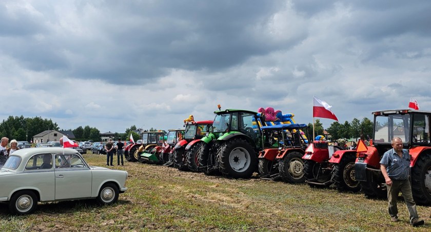Zlot Starych Traktorów na Mazowszu. Dzień pierwszy (ZDJĘCIA)