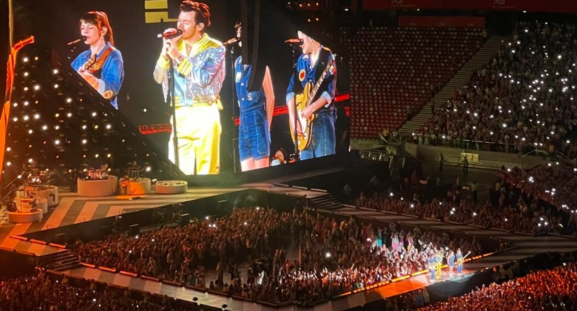 Harry Styles zaczarował publikę na PGE Narodowym [ZDJĘCIA]