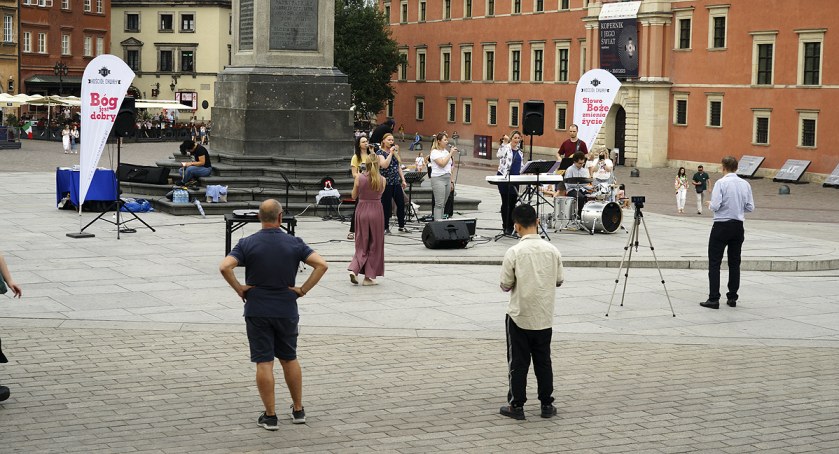 Kościół Chwały i Plac Zamkowy