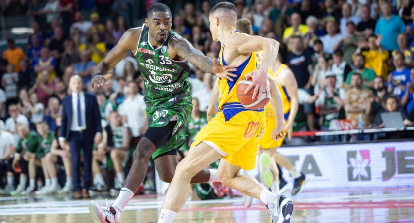 Aric Holman znowu w Legii!