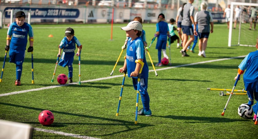 Ampfutbolowy Junior Camp wrócił do Polski! Współorganizuje go Legia [ZDJĘCIA]