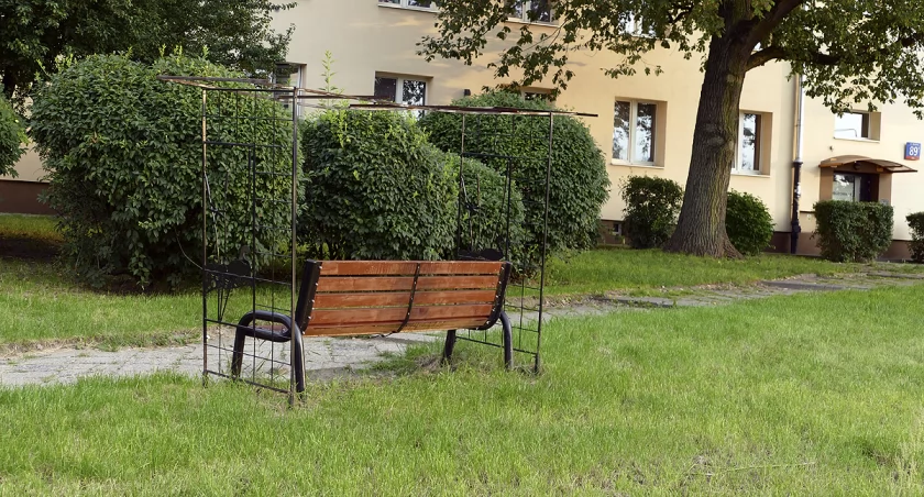 Dziwna instalacja na Woli