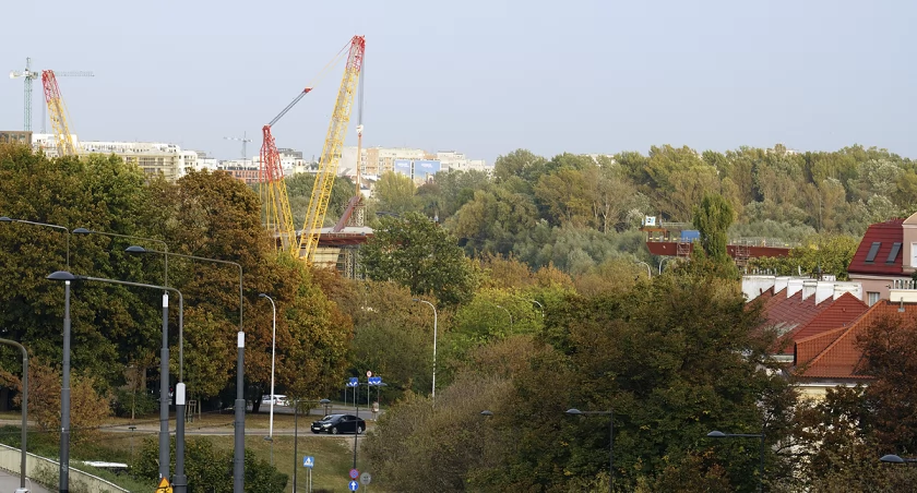 Kładka pieszo rowerowa nad Wisłą i zmiany w krajobrazie