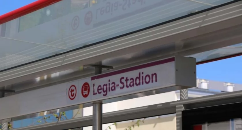 Kolejna walka Legii w niedzielę. Jak kibice dojadą na stadion, a jak z niego wrócą?