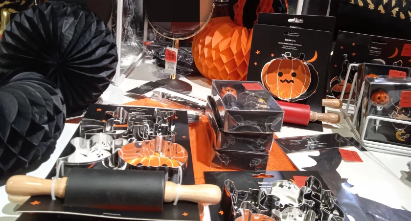 Zbliża się Halloween. Kto nie kupił, jeszcze kupi... I to taniej! 