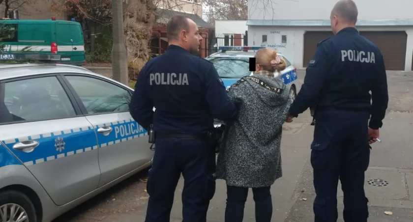 Harcerze sprzedawali znicze. Zostali okradzeni! 