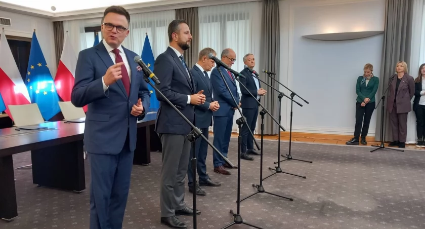 Spokojnie to tylko draft. Parafowana umowa koalicyjna to lista zadań, a nie rozwiązań