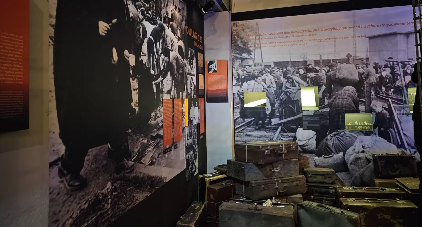 Dulag 121 – obóz przejściowy dla powstańców. Muzeum w Pruszkowie (ZDJĘCIA)