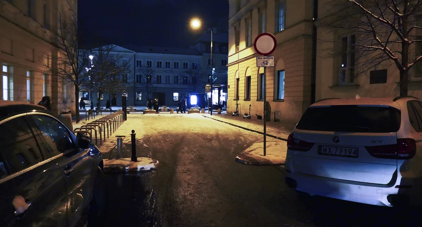 Zakaz ruchu na ulicy Romualda Traugutta
