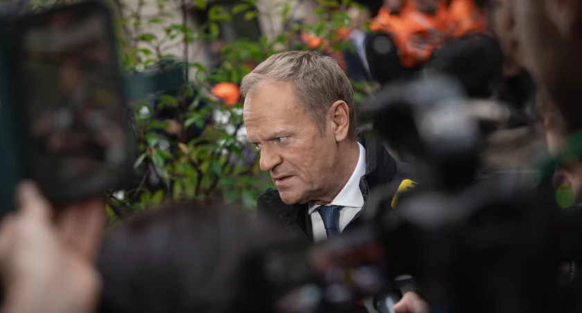 Tusk prze do wyborów przed terminem. Ucieczka do przodu