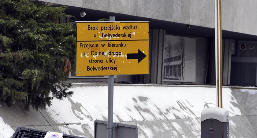 Warszawa stolicą absurdu