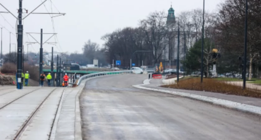 Otwarcie nowej jezdni na ul. Kasprzaka coraz bliżej!