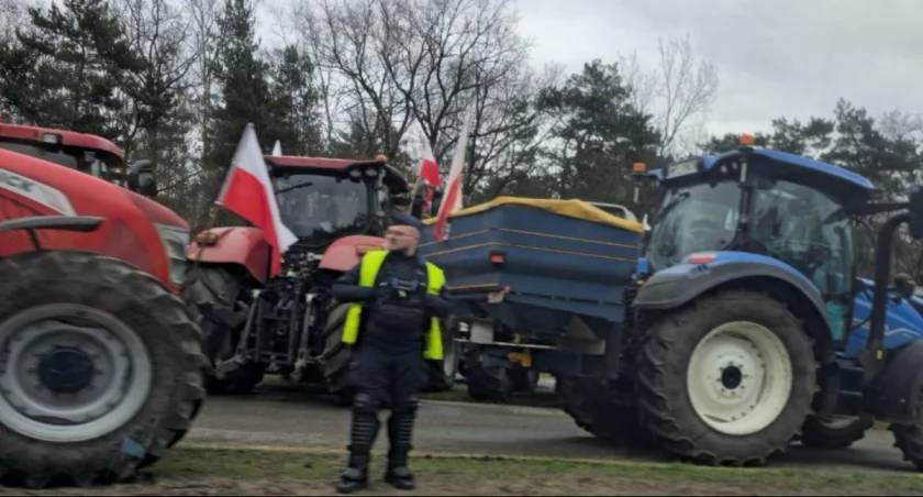 Na proteście rolników wszystko wrze. Kilku policjantów rannych [AKTUALIZACJA]