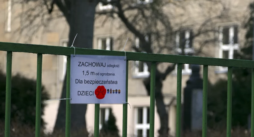 Trudne dzieciństwo na Mokotowie