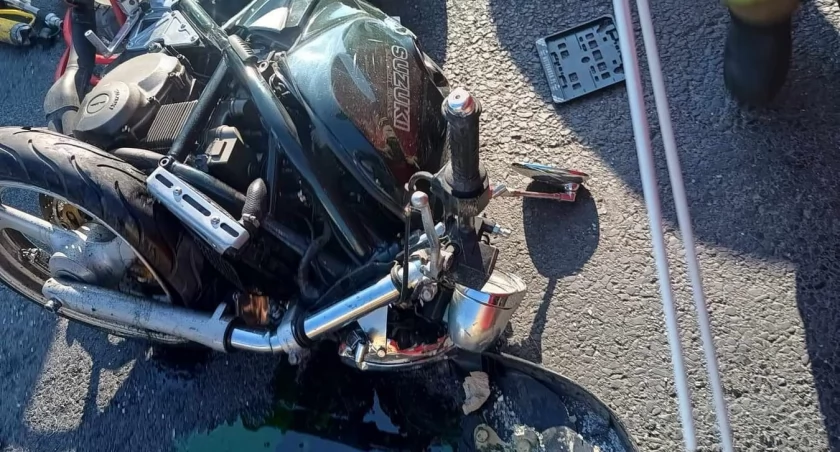Zderzenie motocykla z autem. Motocyklista zginął na miejscu