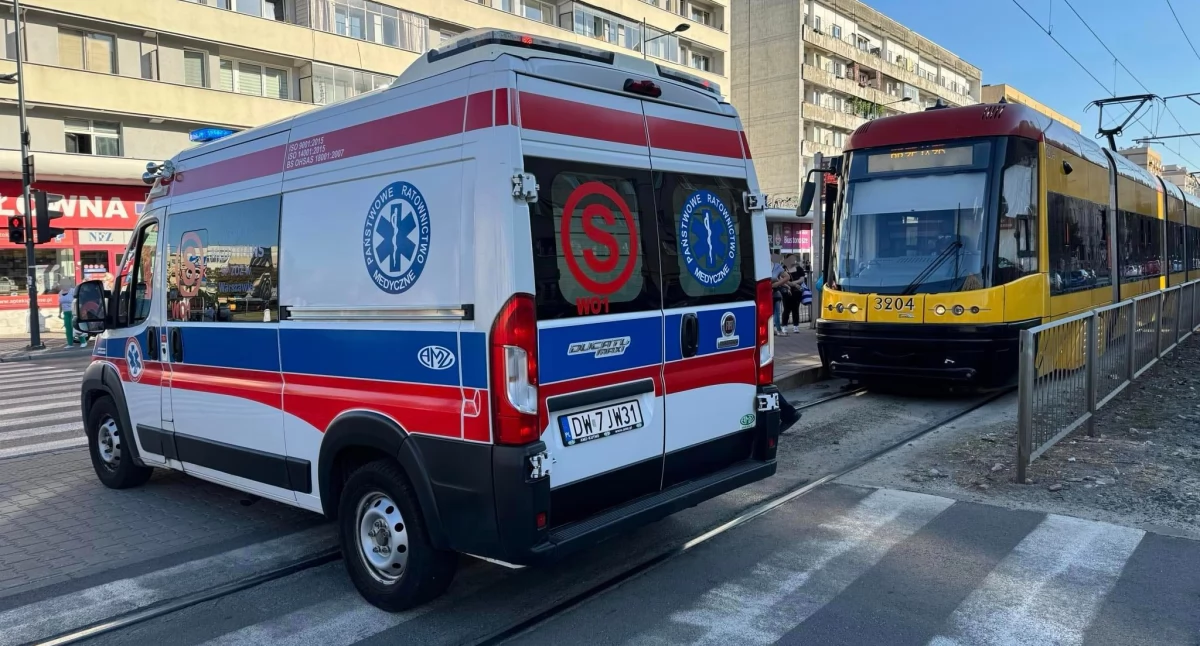 Spór o kasownik. Atak w tramwaju na ul. Grójeckiej