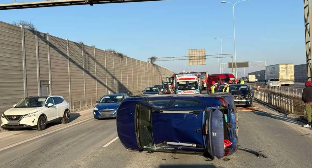 Kolejny karambol na S8. Zderzenie 7 aut (ZDJĘCIA)
