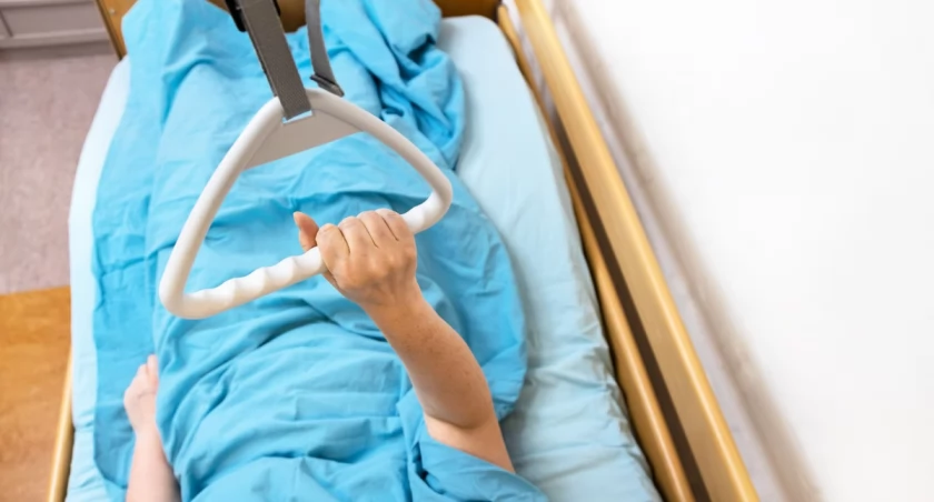 Jak przygotować mieszkanie na łóżko rehabilitacyjne? Praktyczny poradnik przed dostawą sprzętu