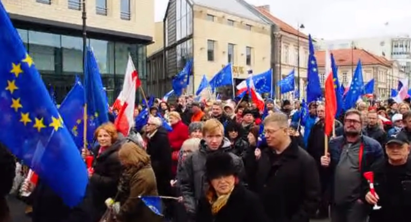 Marsz dla Europy przeszedł przez Warszawę