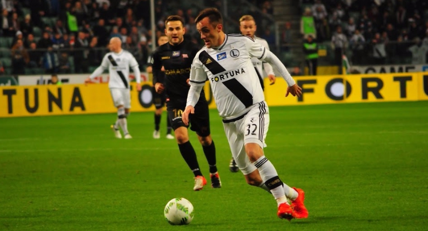 Poznań płacze. Legia jak na mistrza przystało