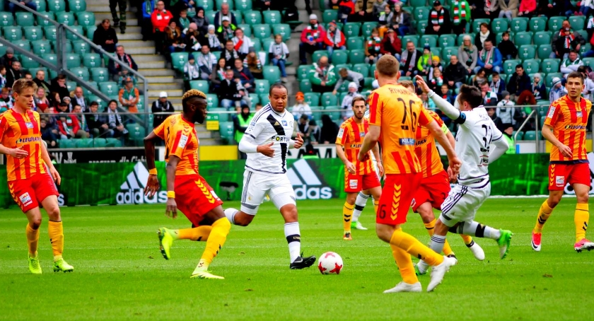 Nie było lania przy Łazienkowskiej. Legia remisuje z Koroną Kielce