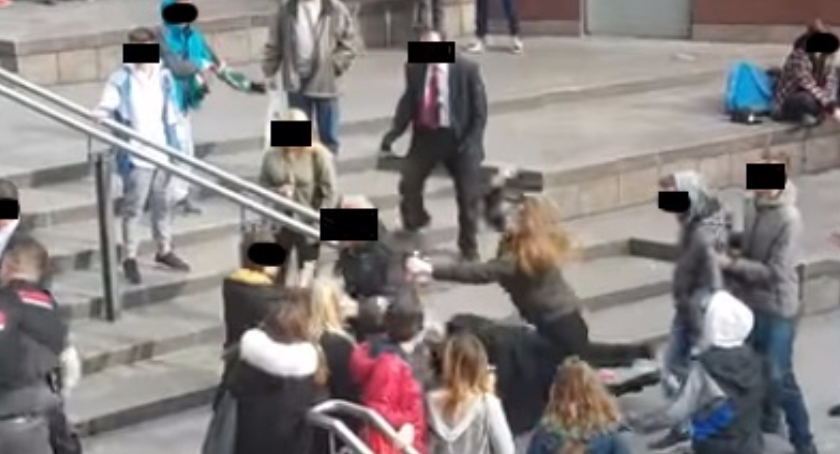 Brutalna bójka młodzieży z ochroną Złotych Tarasów