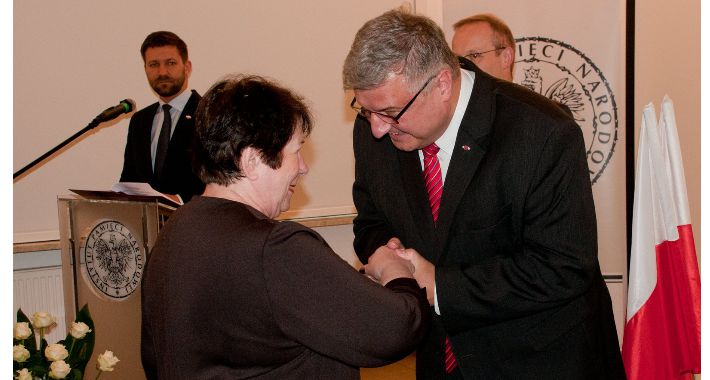 Uroczyste wręczenie odznaczeń działaczom opozycji