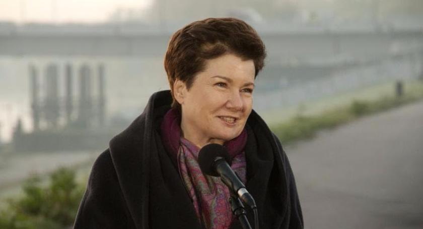 Gronkiewicz-Waltz: Komisja weryfikacyjna ma charakter niezgodny z konstytucją