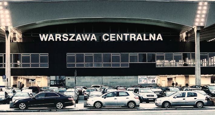 Poranek na Centralnym z...Panią Premier