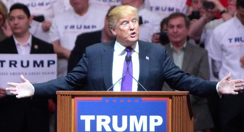 Donald Trump w Warszawie. Trudny czas dla kierowców.