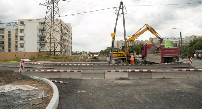 Lazurowa - marcowy termin aktualny, bez szans na szybsze zakończenie prac