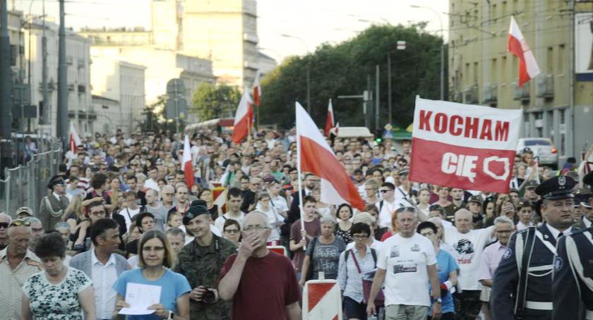 Marsz Woli - uczcili pamięć poległych w Powstaniu Warszawskim