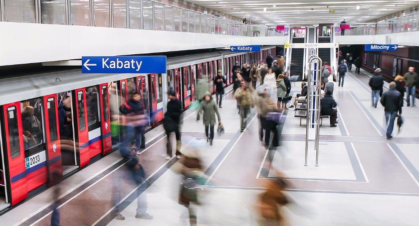 Warszawiacy ocenili funcjonowanie metra. Jak wyglądają wyniki?