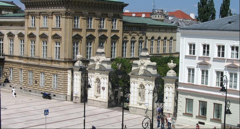 Trwa druga tura rekrutacji na warszawskie uczelnie