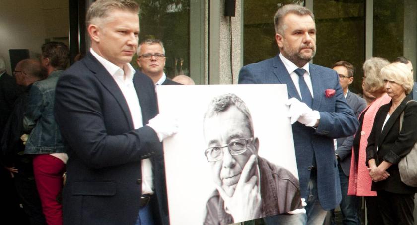 Ostatnie pożegnanie Grzegorza Miecugowa na warszawskich Powązkach