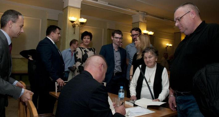 Jerzy Woźniak debiutuje