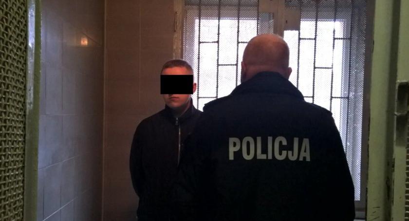 Jest dochodzenie i pierwsze zarzuty za atak na muzułmankę na Woli