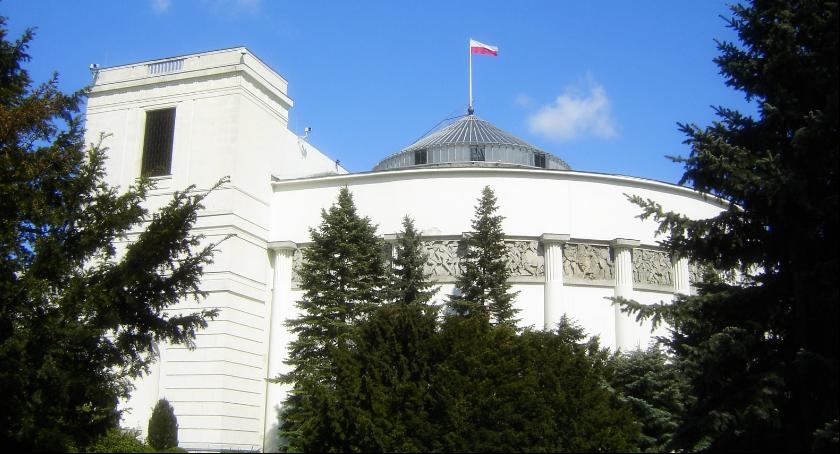 Tajemnicza paczka pod sejmem. Akcja BOR-u
