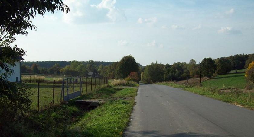 Można już składać wnioski o dofinansowanie dróg powiatowych, budżet : 100 mln zł. 