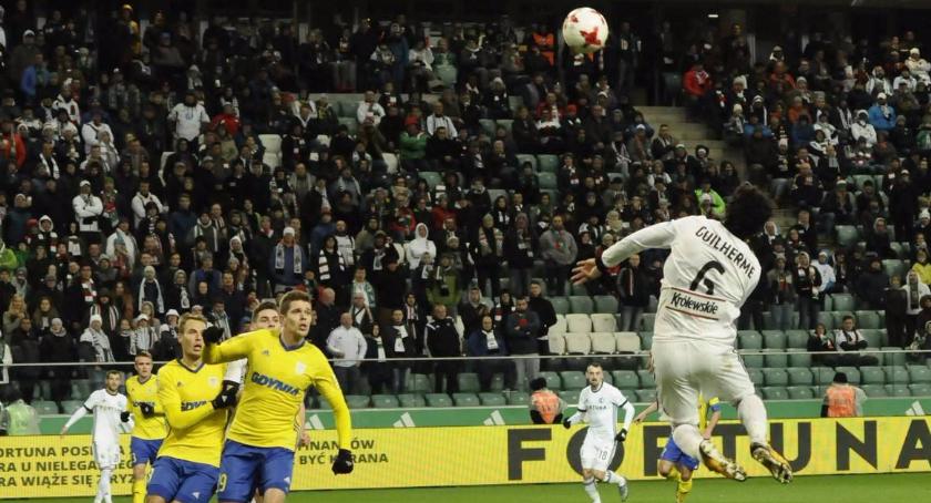 Legia odnosi trzecie zwycięstwo z rzędu. Wraca forma?