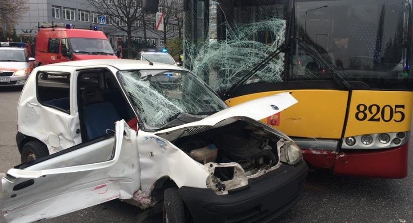 Tragiczny wypadek na Ochocie [ZDJĘCIA straży]