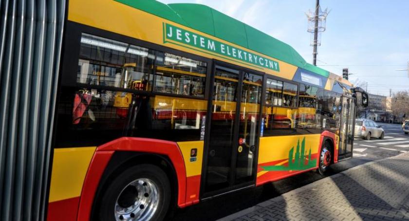 Klasa MEGA, 18 m długości - pierwszy elektryczny przegubowiec jest już w Warszawie!