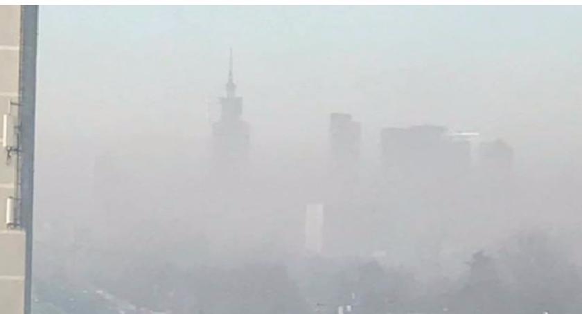 Stężenie pyłów zawieszonych rośnie
