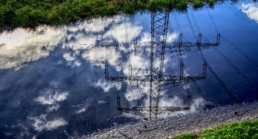 Południowa część miasta nie ma prądu. Są duże problemy