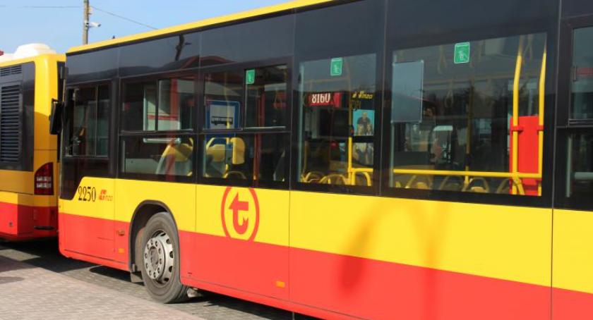 Miesiąc utrudnień na linii otwockiej. Pociągi na jednym torze