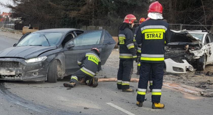 Wypadek w Al. Jerozolimskich na zdjęciach straży