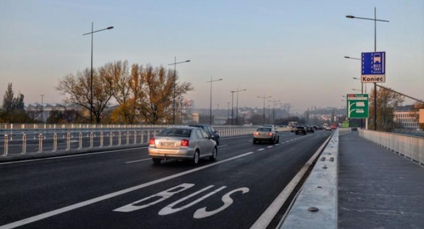 Motocykle na buspasach już od jutra na Trasie Łazienkowskiej i Radzymińskiej