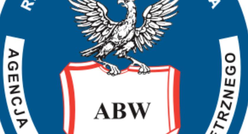 Wyskoczyła przez okno podczas akcji ABW. Zmarła w szpitalu