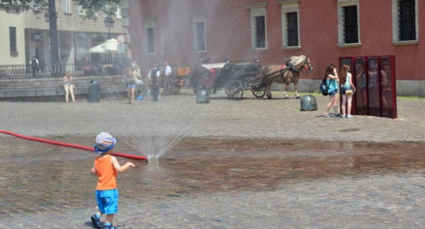 Ruszają kurtyny wodne. Sprawdźcie gdzie je znajdziecie